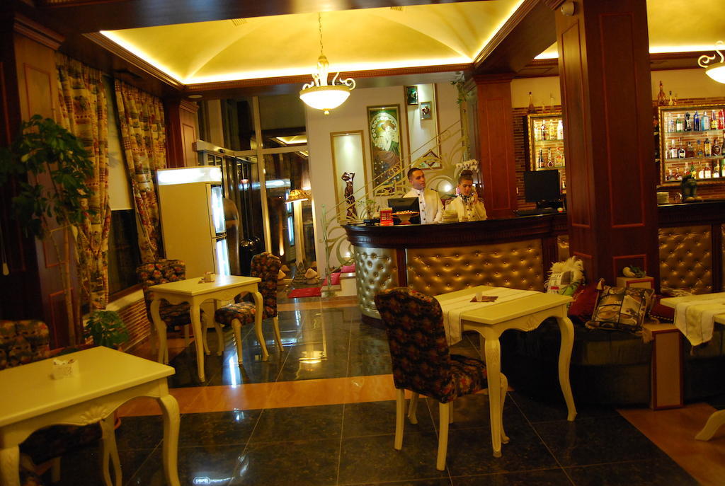 2 Kitarrat Boutique Hotel & Spa Дуррес Екстер'єр фото