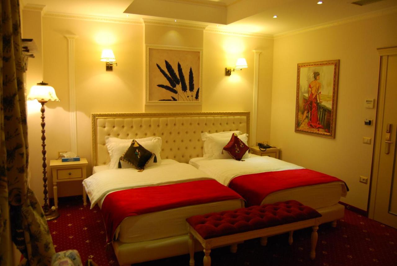 2 Kitarrat Boutique Hotel & Spa Дуррес Екстер'єр фото