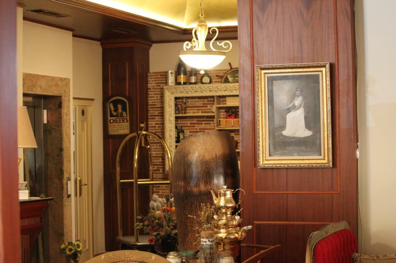 2 Kitarrat Boutique Hotel & Spa Дуррес Екстер'єр фото