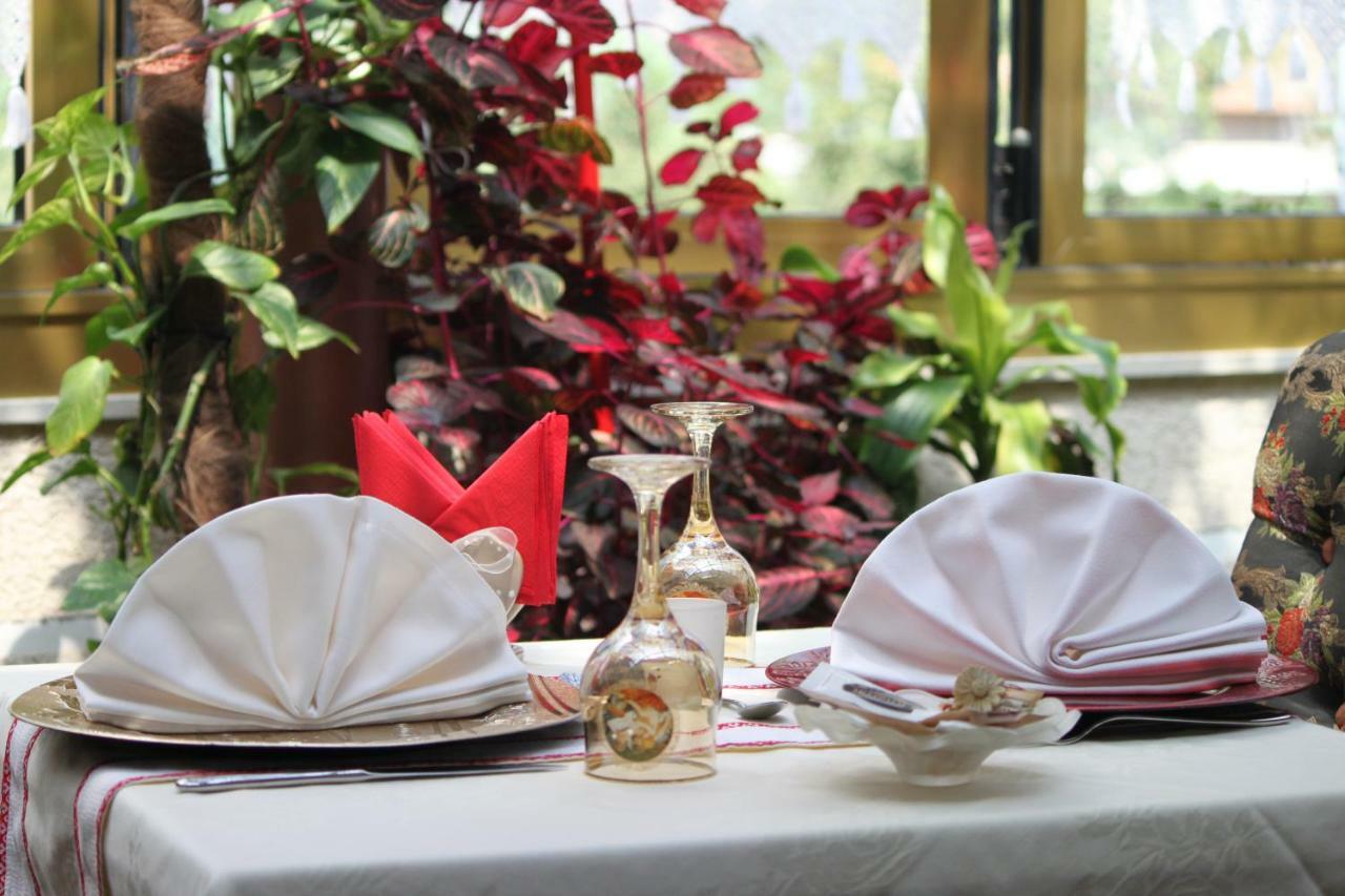 2 Kitarrat Boutique Hotel & Spa Дуррес Екстер'єр фото